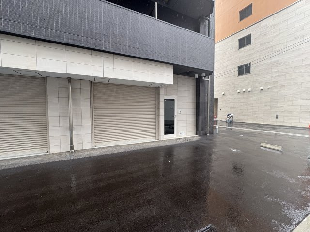セレニテ夕陽丘エクラのエントランス