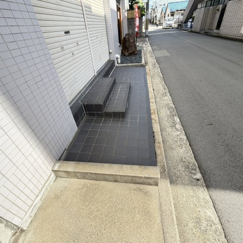 サンワードの外観
