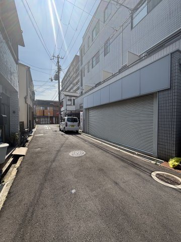 プチシャトー栄町の周辺