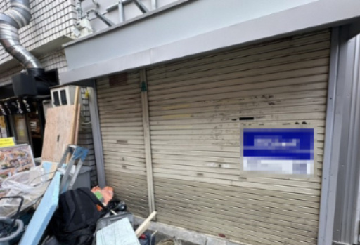 十三本町テナントの外観