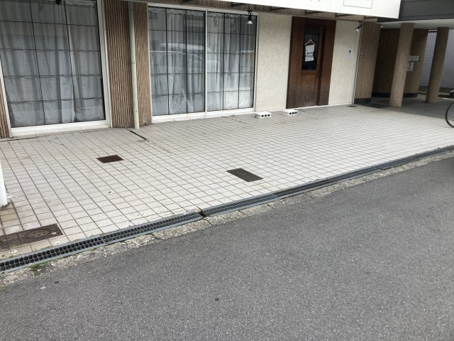 フェリカ三幸の駐車場