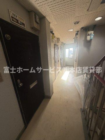 ハセロイヤル南住吉のロビー