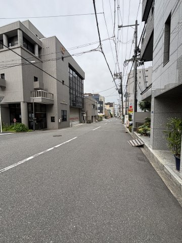 エルム小谷の駐車場