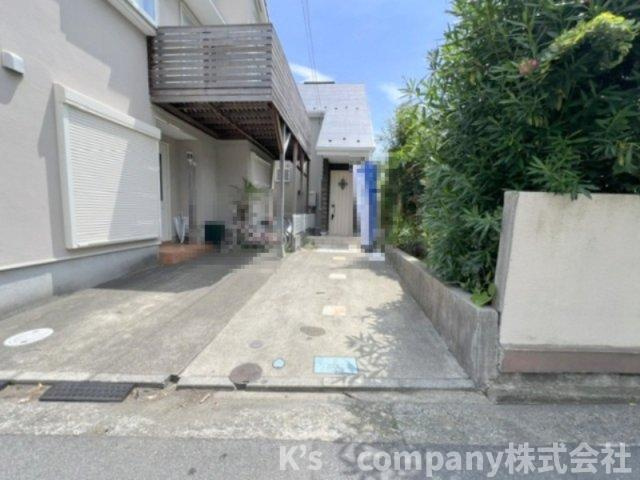 茅ヶ崎市東海岸南3丁目　中古戸建の駐車場|駐車スペース◇