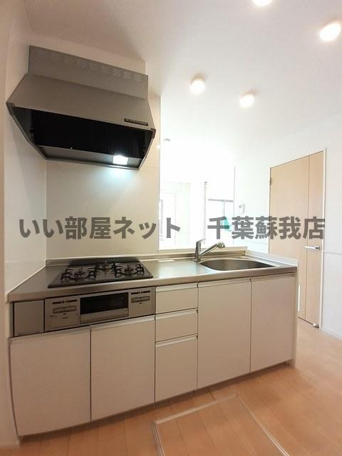 コンフォートガーデンのキッチン|キッチンでお料理をお楽しみください