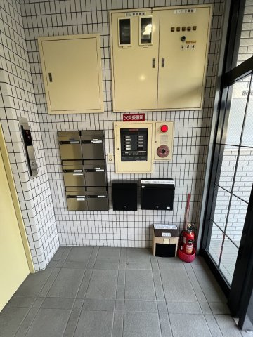 堺市堺区宿院町東４丁の事務所のエントランス
