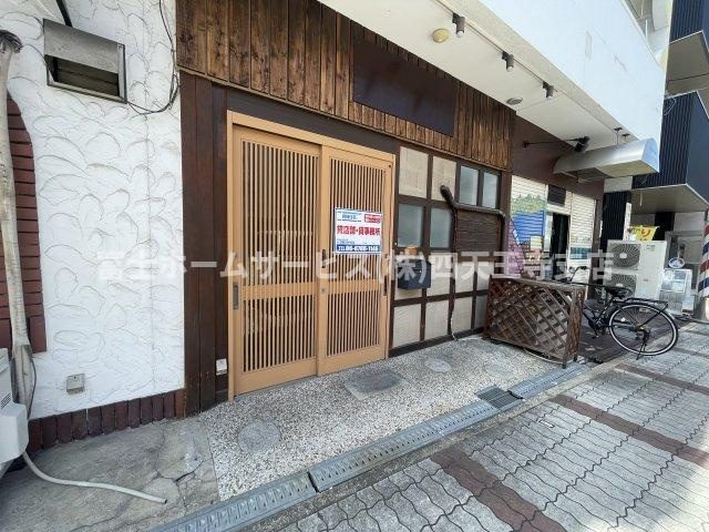辻本マンションのエントランス