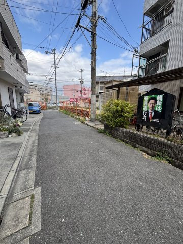 オペル2の周辺