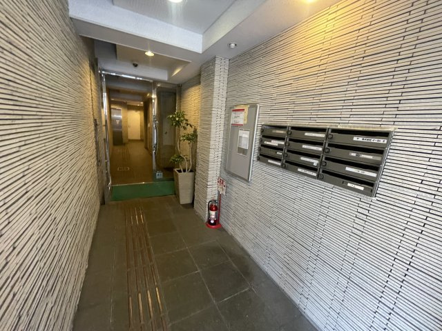ENT長堀ビルのエントランス