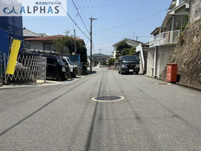 【前面道路含む現地写真】 | 三木市志染町中自由が丘三丁目　新築戸建 | ■東側道路、幅員約6.4ｍ♪