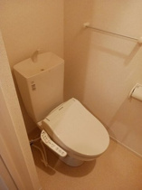 清潔感のあるトイレです