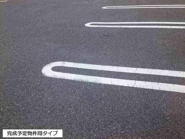 車をお持ちの方に嬉しい駐車場付きの物件です