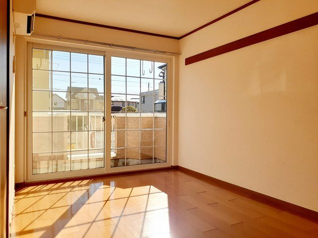 こちらの居間で趣味の時間をお楽しみください
