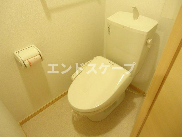 丸美レジデンスのトイレ|高崎、前橋のお部屋探しはエンドスケープまで！お客様の理想お聞かせ下さい♪