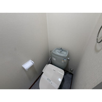 ゆったりとした空間のトイレです