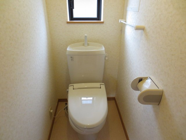 シンプルで使いやすいトイレです