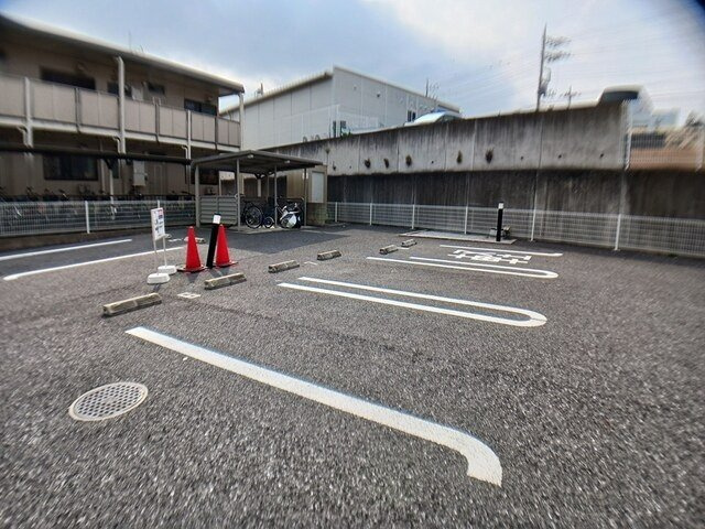 駐車場完備です