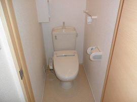 清潔感のあるトイレです