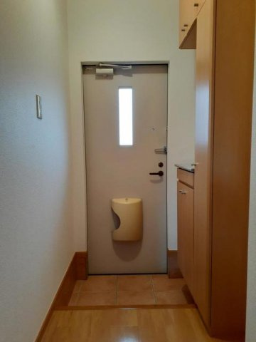 落ち着いた玄関です