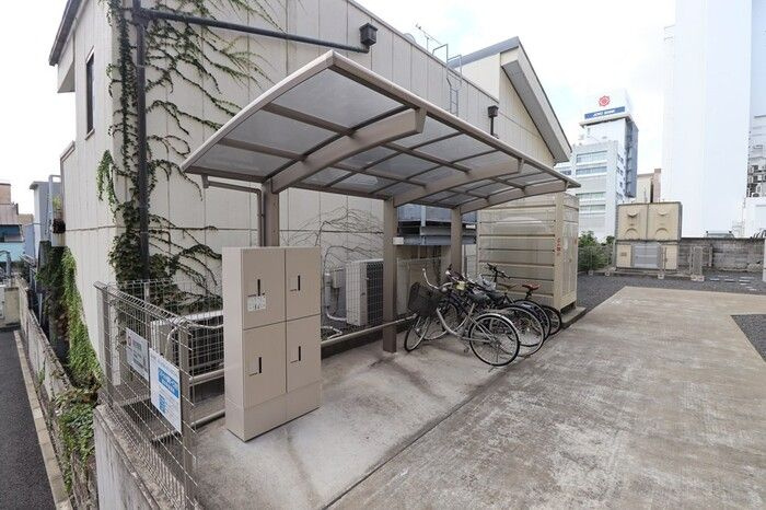 ロンオール元白銀のその他共用部分|駐輪場です