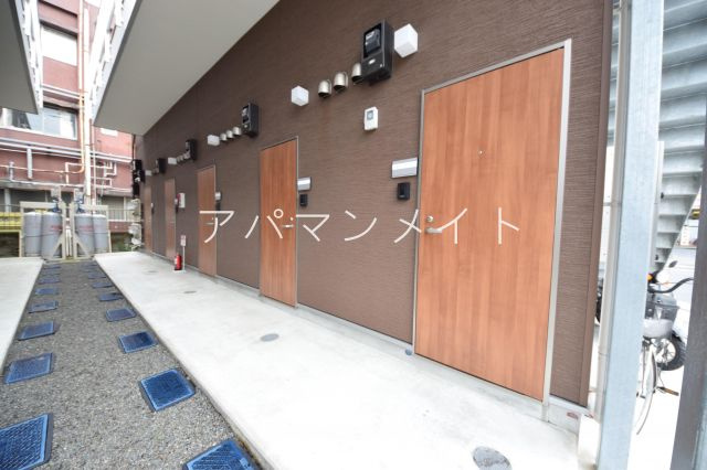 【エントランス】 | 戸塚区上矢部アパートメントB棟 | 建物入口です ！