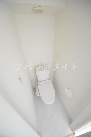 【トイレ】 | 戸塚区上矢部アパートメントB棟 | 温水洗浄便座です ！