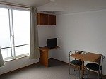 こちらのリビングで趣味の時間をお楽しみください