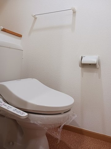 ゆったりとした空間のトイレです