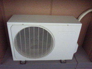 室外機