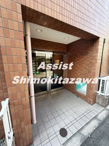 アルデーア下北沢のエントランス