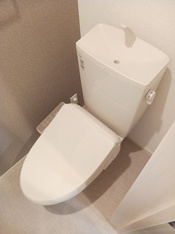 シンプルで使いやすいトイレです
