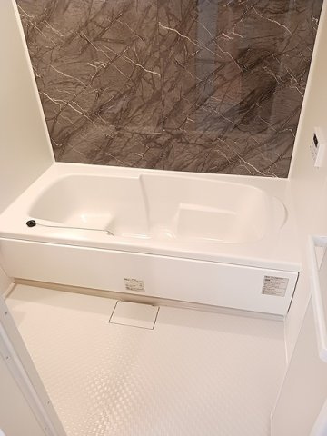 日々の疲れを癒すお風呂付です