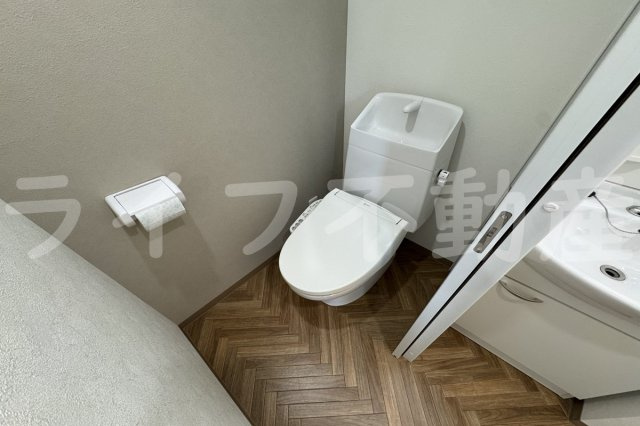 ロイヤルハイツ新深江のトイレ|落ち着いたトイレです