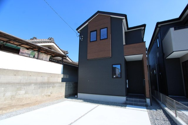 岩田町２丁目戸建1-1