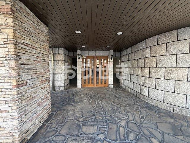 グランド・ガーラ横浜伊勢佐木町のエントランス