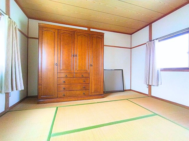 北井門3丁目戸建ての和室|畳の上でゆっくりとくつろげる和室です