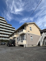 落ち着いた雰囲気の外観です