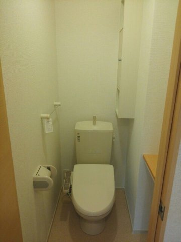 清潔感のあるトイレです
