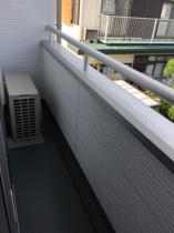 外からの目が気にならないバルコニーで洗濯物が干せます