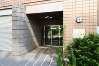 毎日通るエントランスはこのようになっています
