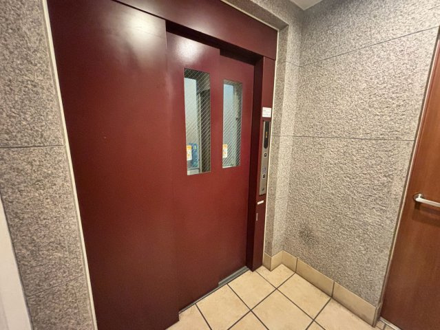 アルシオン小岩のその他共用部分|ベビーカーや買い物帰りもスムーズ。毎日にゆとりが生まれます。