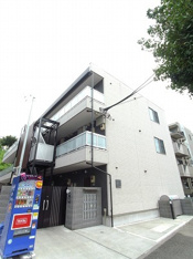落ち着いたエントランスです