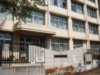 羽村市立羽村第三中学校まで813ｍ