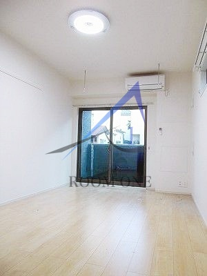 エスポワールの居間・リビング|洋室のお部屋です。