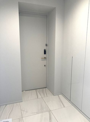 【玄関】 | 三田ガーデンヒルズ　ヴィラ | ※写真は同タイプ住戸です。