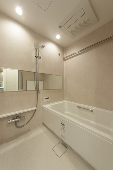 【浴室】 | 大崎ステーションレジデンス | ※写真は同タイプ住戸です。