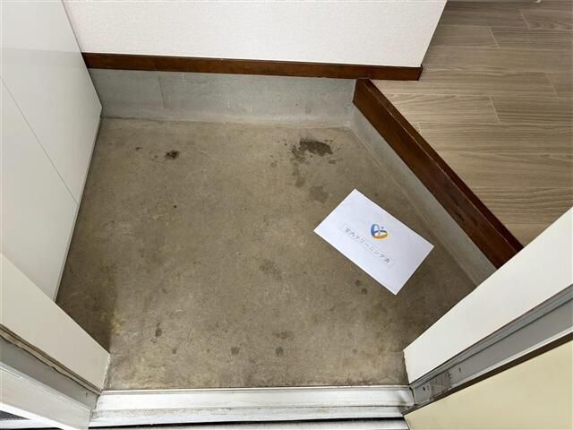 コーポヨシダの玄関|※別部屋参考写真