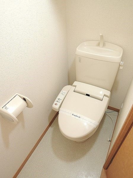 レオパレスラルーチェのトイレ|画像6