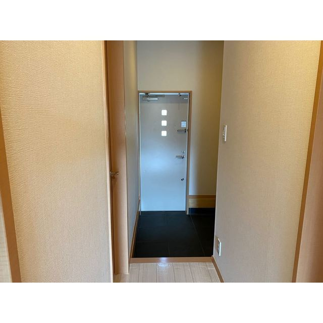 Ａ１ＦＬＡＴの玄関