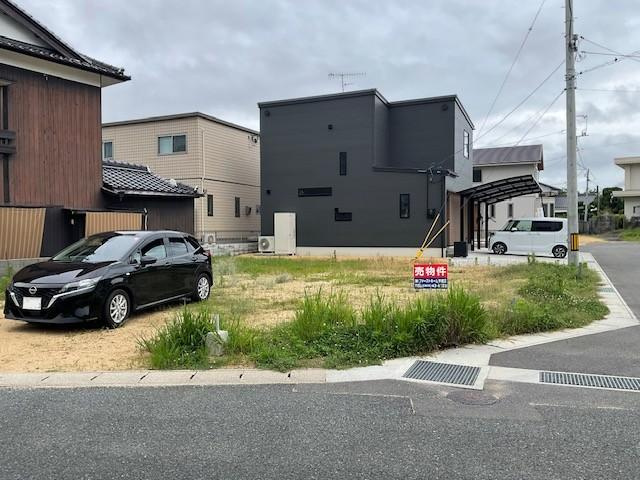 宇部市上条　土地の前面道路含む現地写真